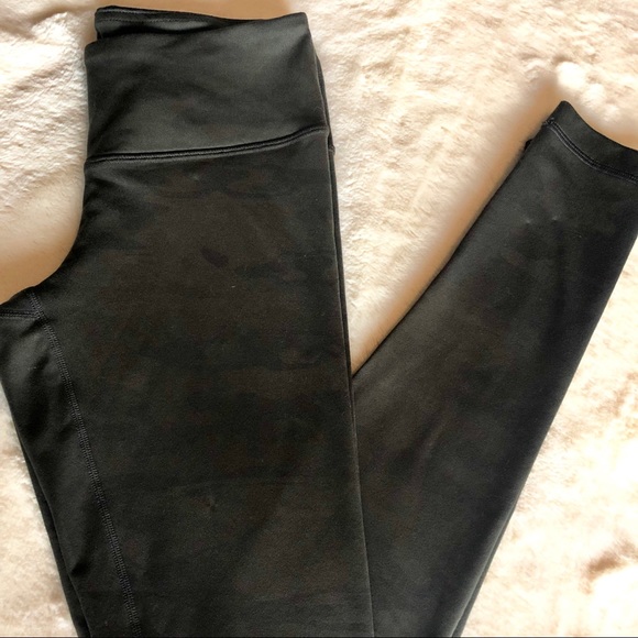 Lululemon Retro Wren Camo Wunder Under - Picture 5 of 7